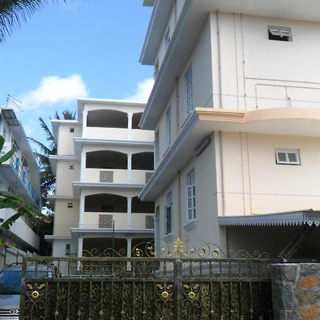 Auberge Les Lilas Grand Baie Exterior photo