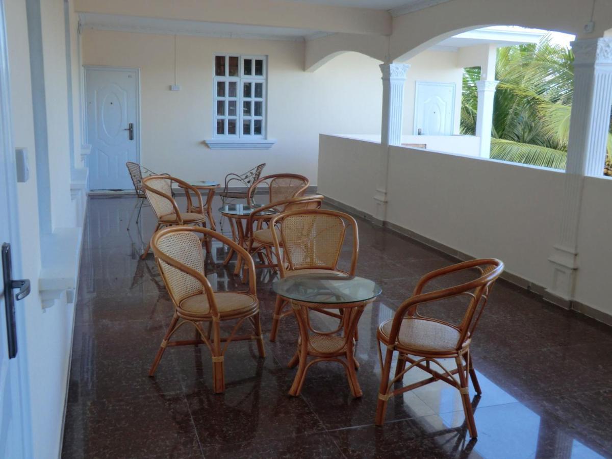 Auberge Les Lilas Grand Baie Exterior photo